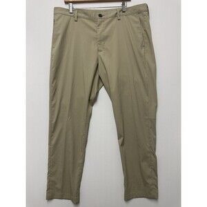 Tommy Bahama Pants Beige Flat Front Casual Men’s 38x30 Lightweight Chinos Golf
